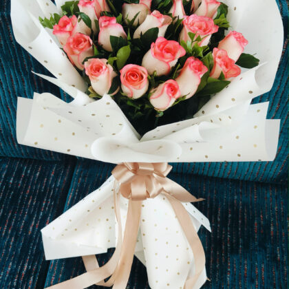 Rose Whisper: Pink-Edged Roses in Gold Polka Wrap