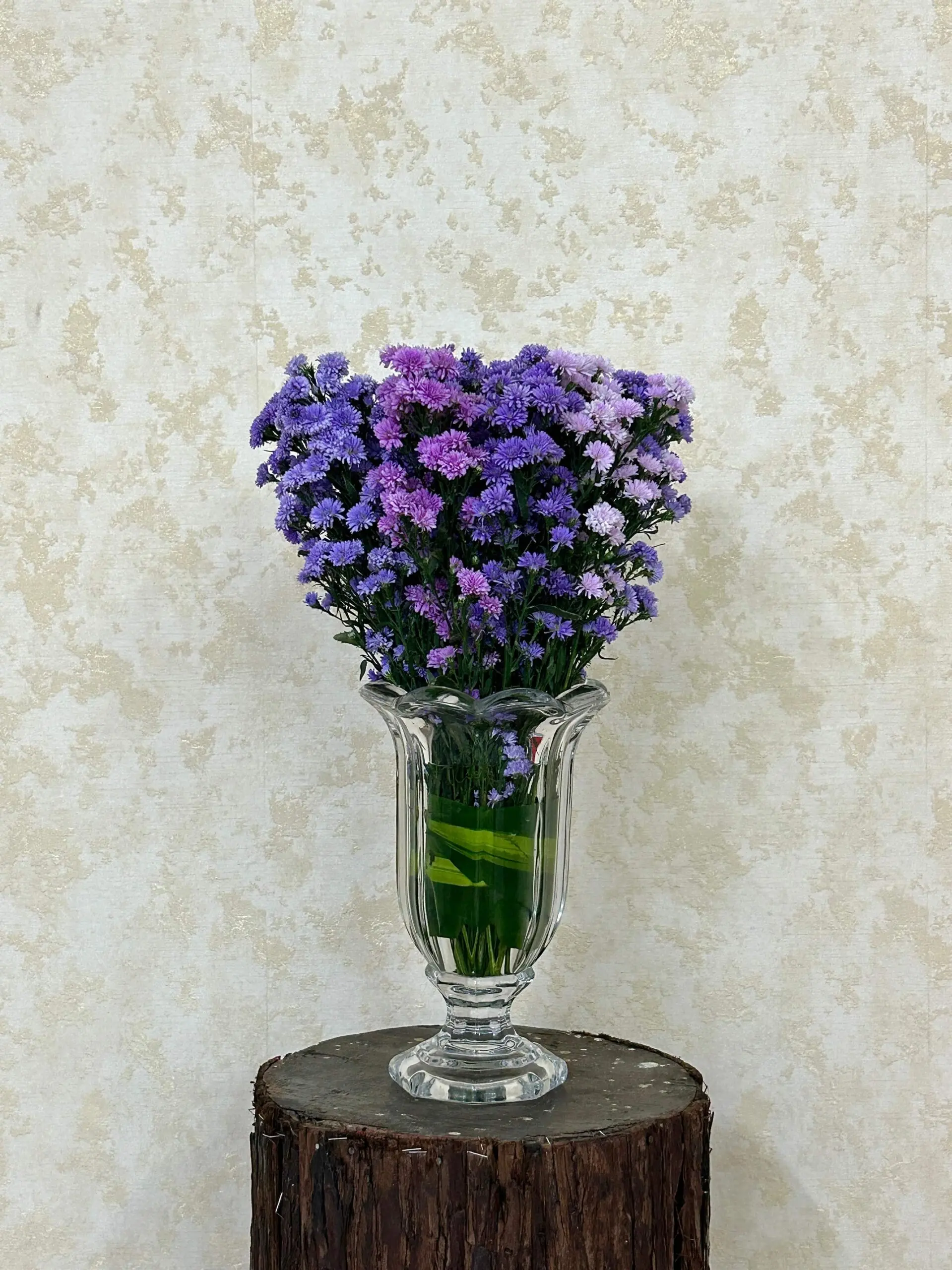 purple-aster-vase-arrangement