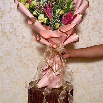white-roses-pink-lily-bouquet